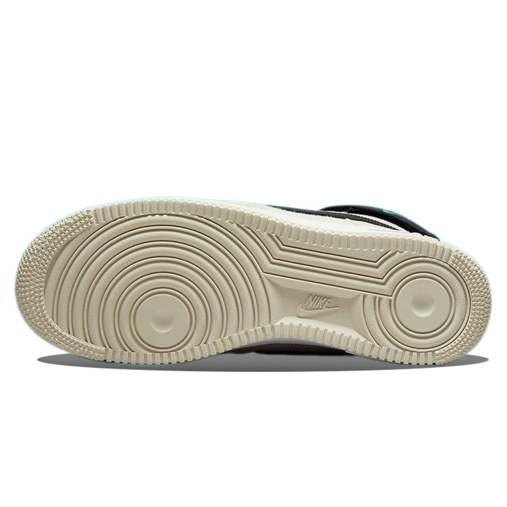 Nike Air Force 1 07 lx