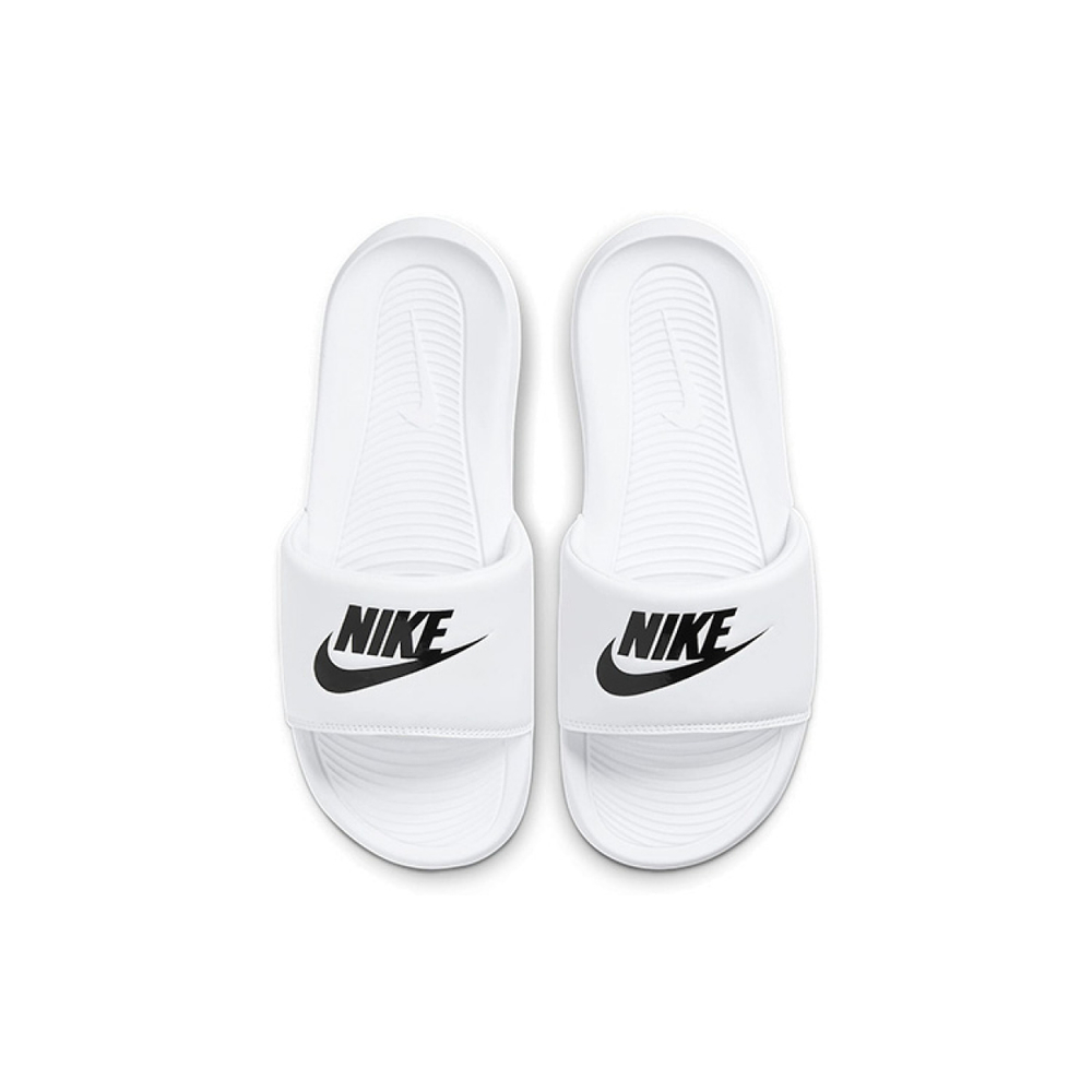 Nike Victori One