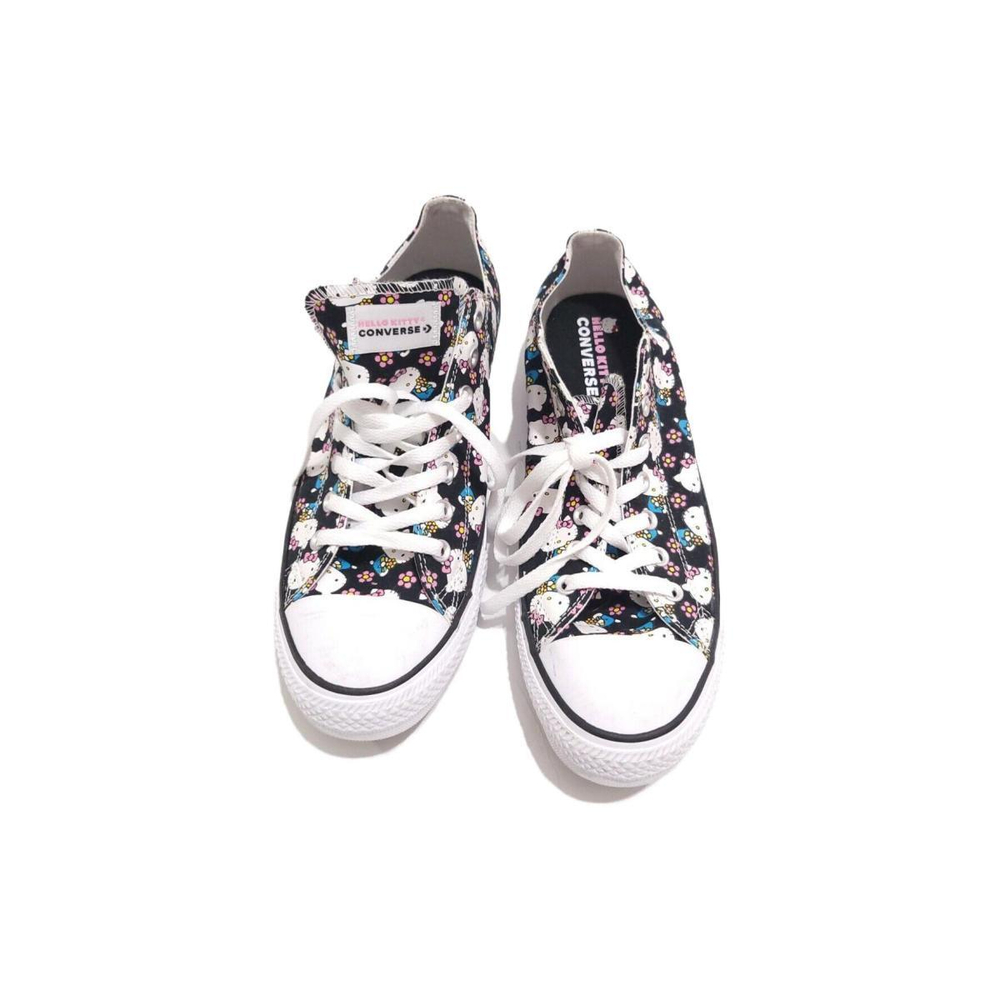 Hello Kitty/ x Converse Chuck Taylor All Star