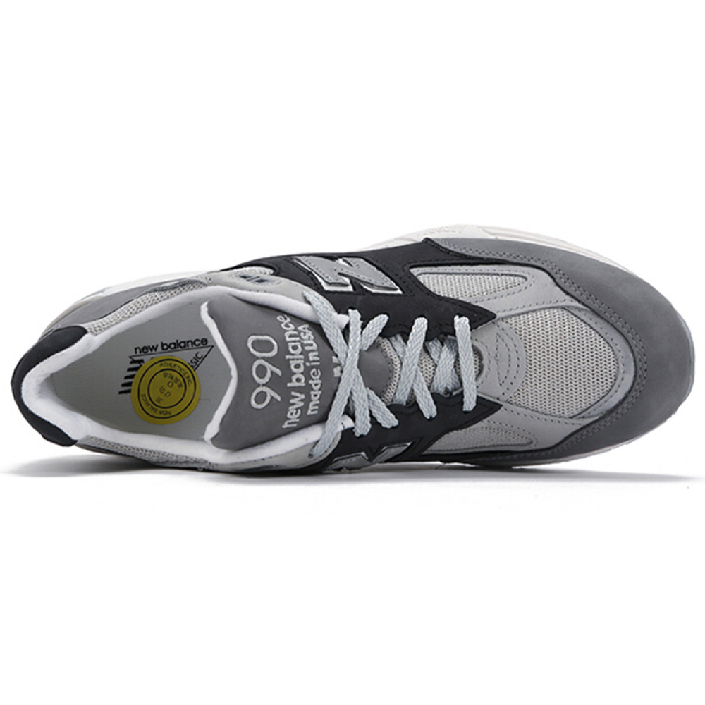 New Balance NB 990 V2