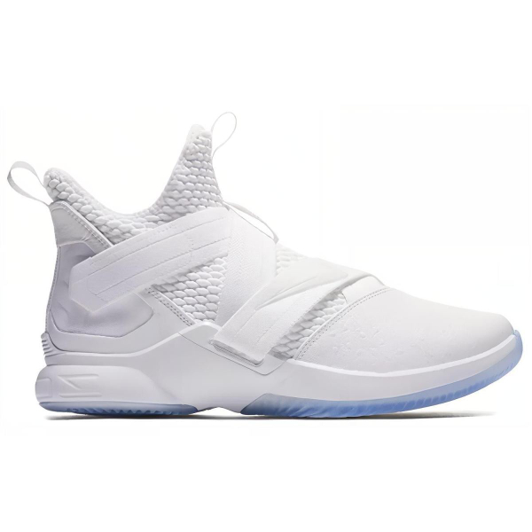 Nike zoom soldier 12 SFG