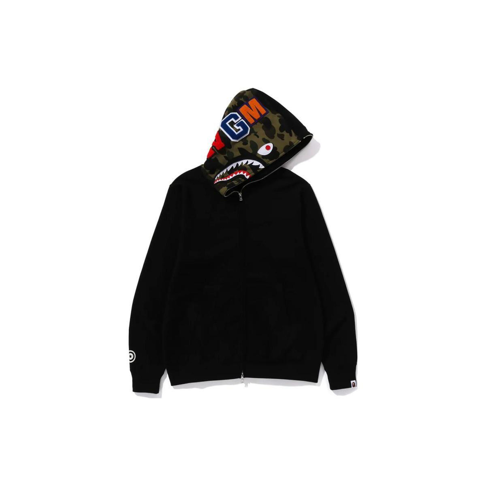 A BATHING APE