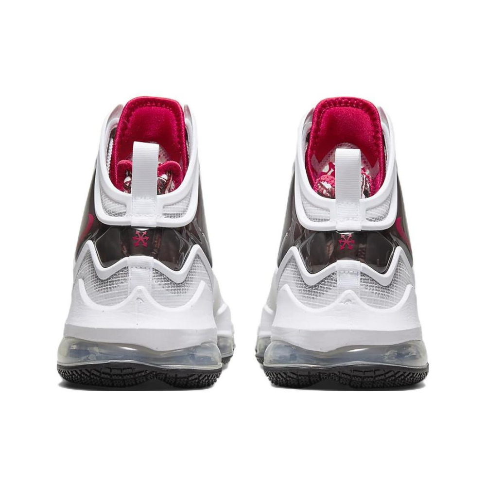Nike Lebron 19