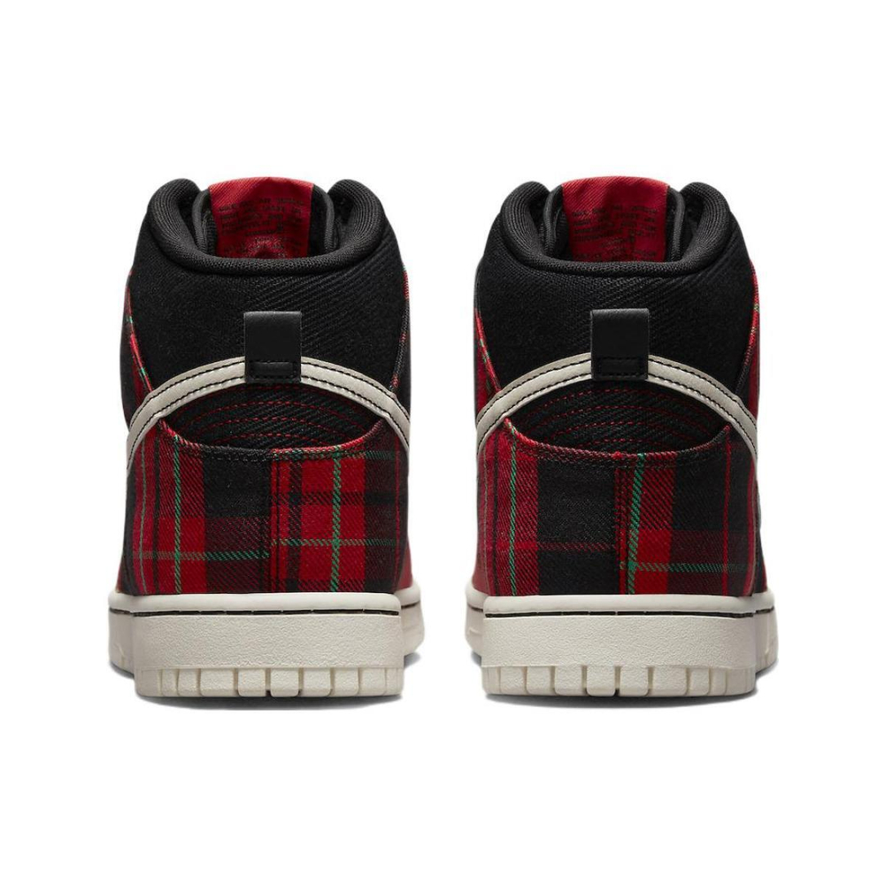 Nike Dunk High "Plaid"