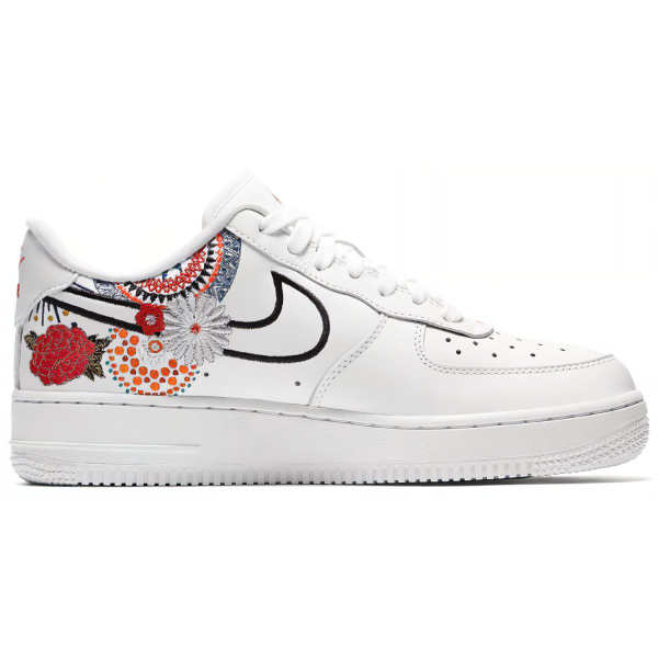 Nike Air Force 1 07 LNY