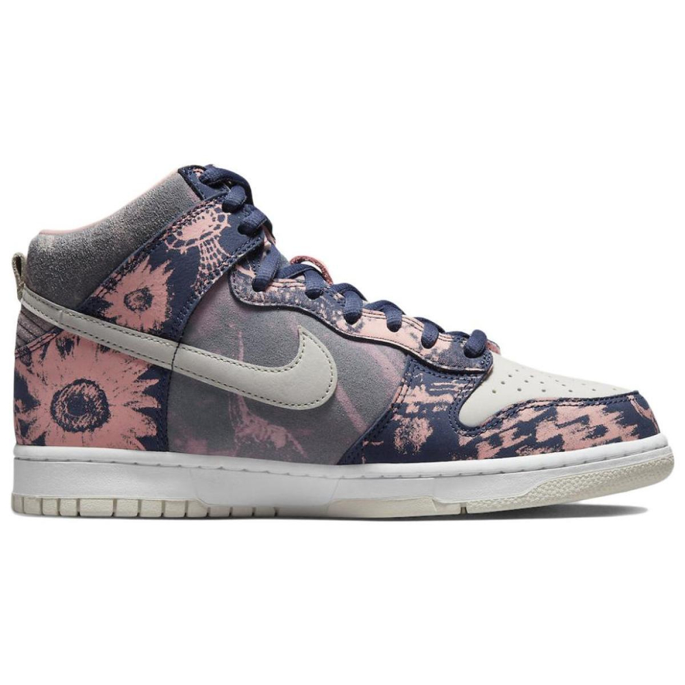 SoulGoods x Nike Dunk High "2000s"