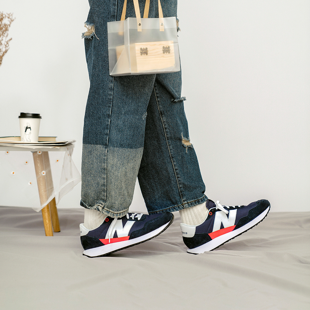 Niko and ... x New Balance NB 237