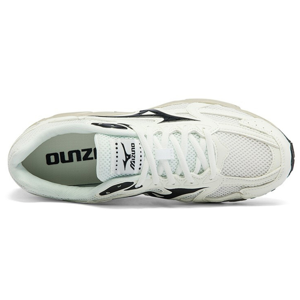 Mizuno Spark CN1