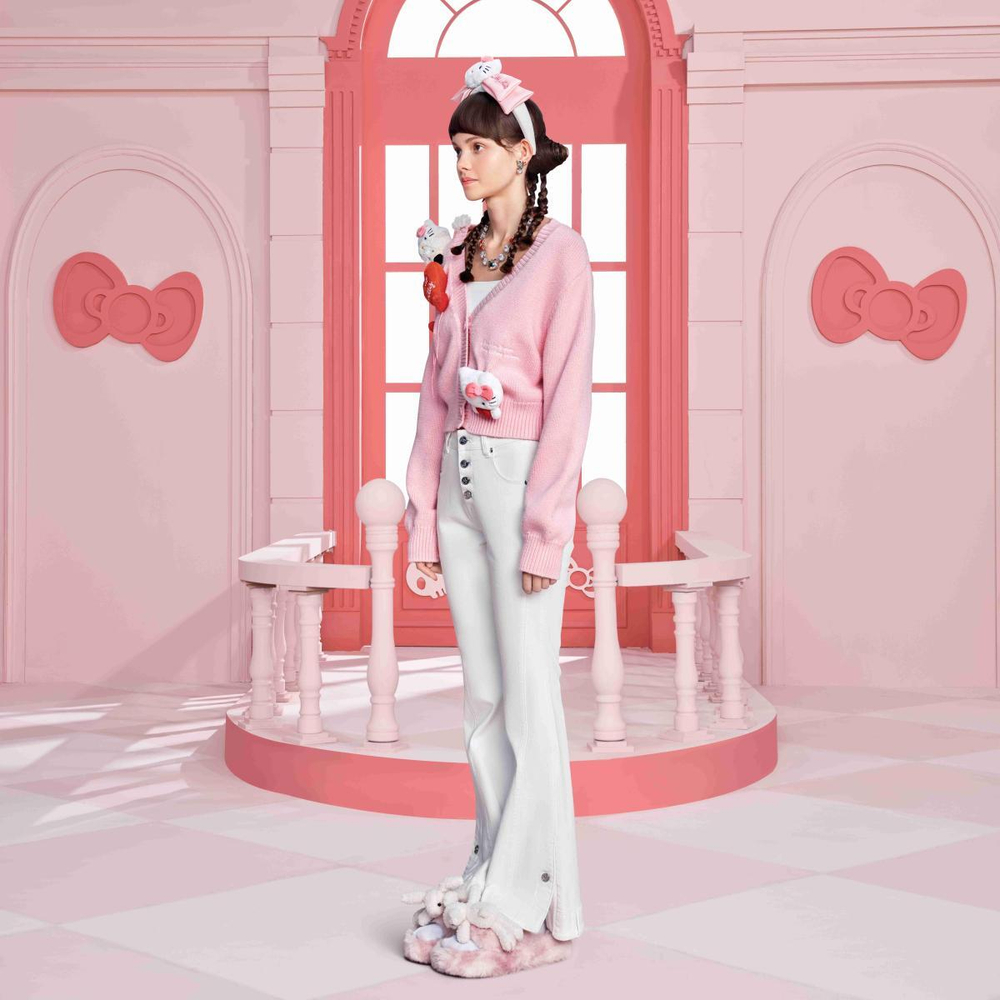 13 DEMARZO x Sanrio/ FW23