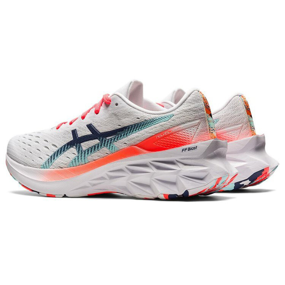 Asics Novablast 2