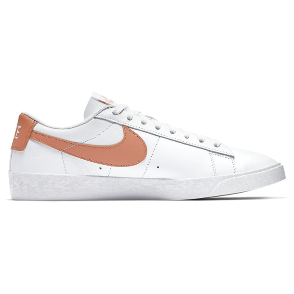 Nike Blazer LE