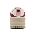 Nike Dunk Disrupt 2 "Valentine' s Day"