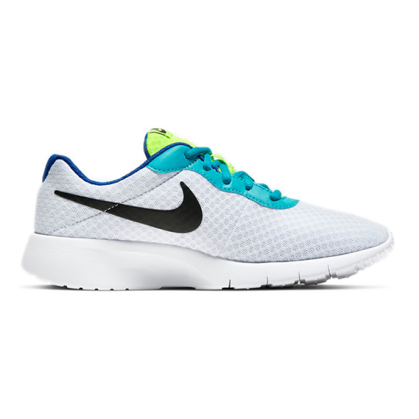 Nike Tanjun