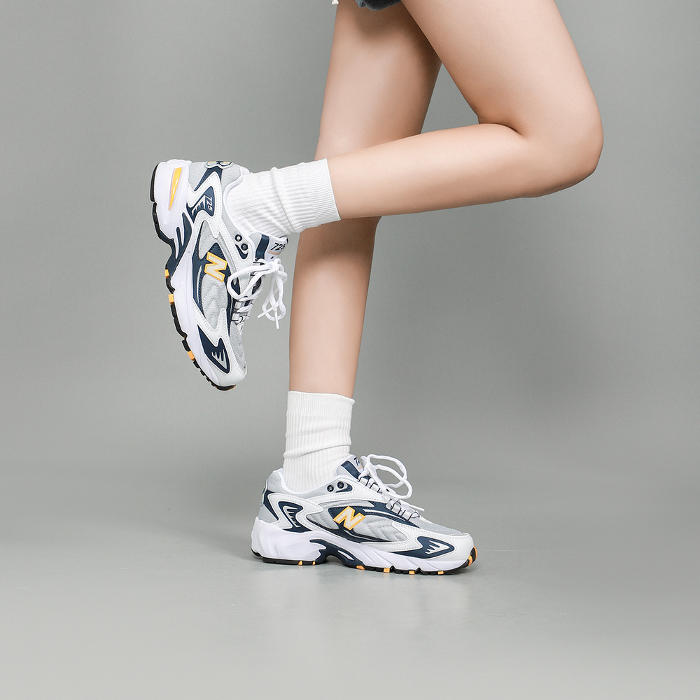New Balance NB 725