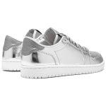 Jordan Air Jordan 1 Retro Low Pinnacle Metallic Silver
