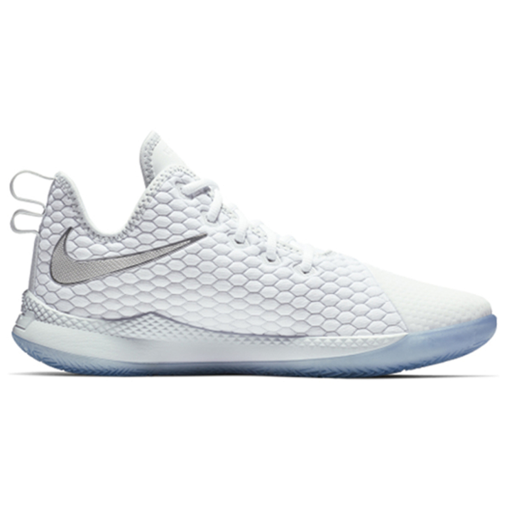 Nike Witness 3 EP