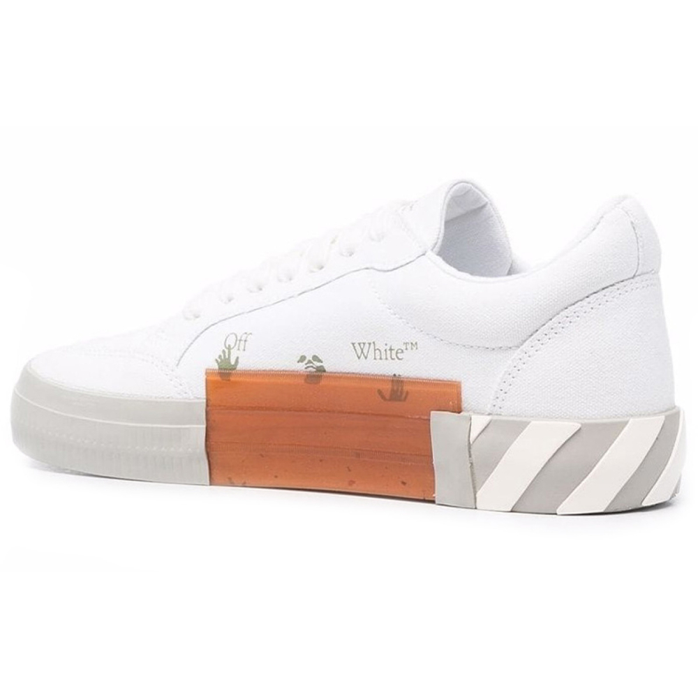 OFF-WHITE