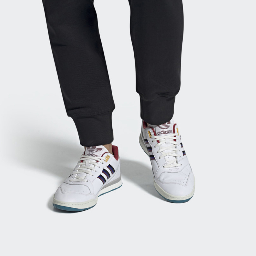 Adidas originals A.R.TRAINER
