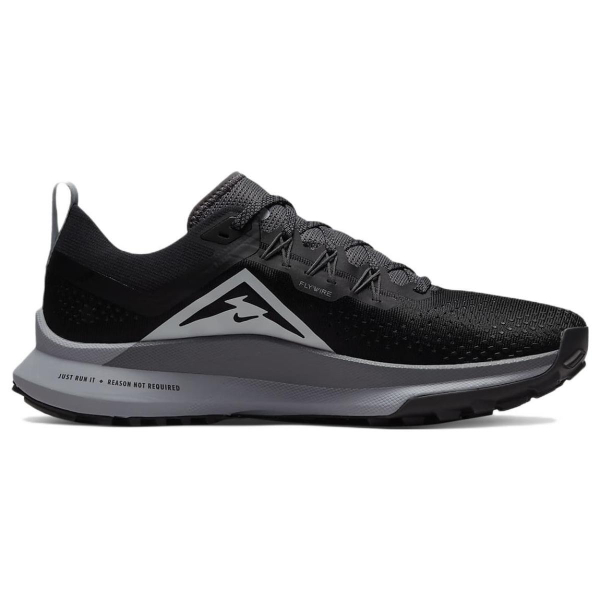 Nike Pegasus Trail 4