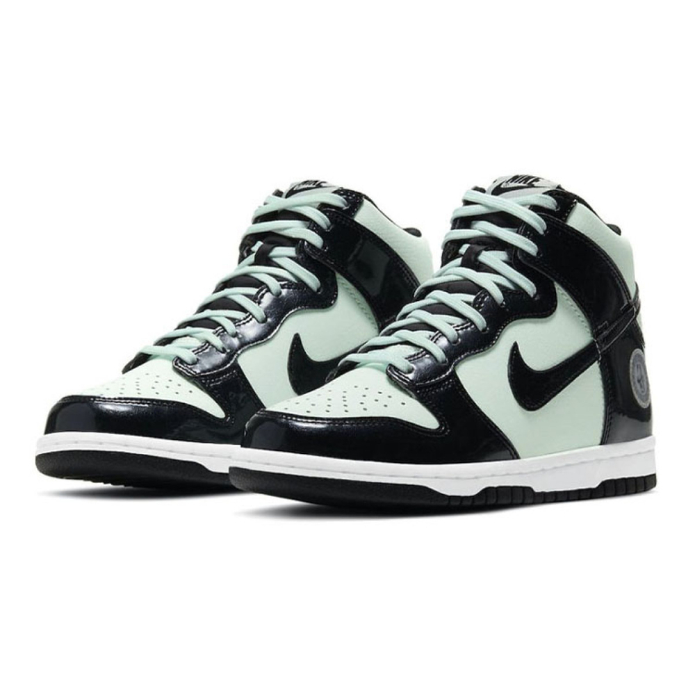 Nike Dunk "Barely Green"