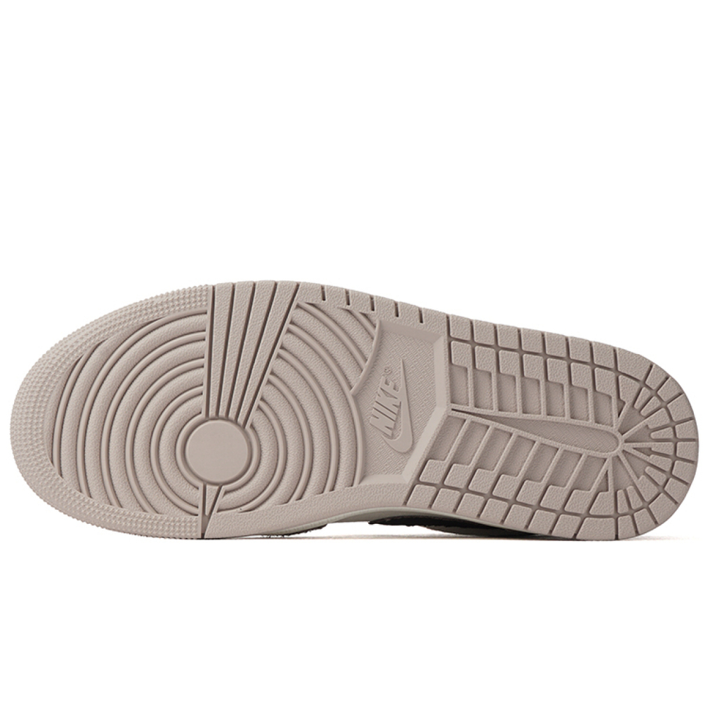 【 】 Jordan Air Jordan 1