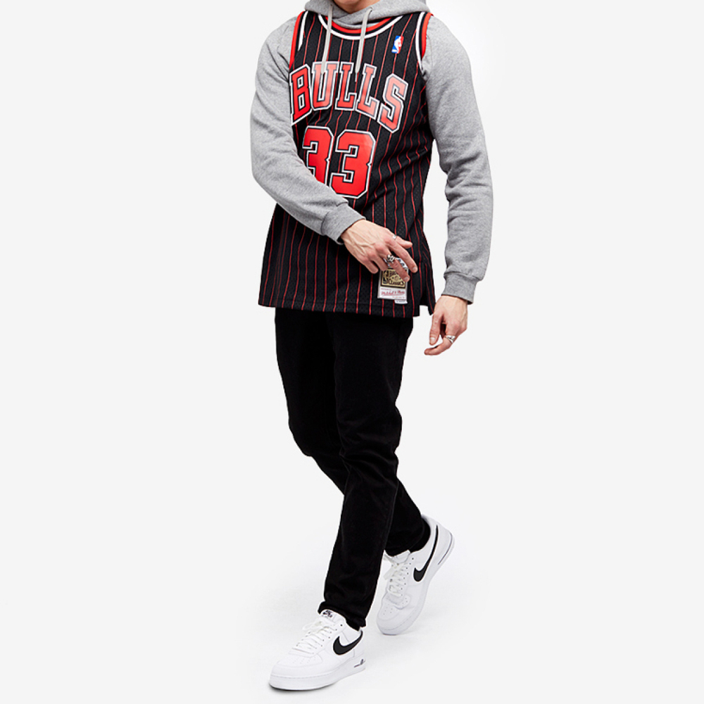 Mitchell & Ness NBA SW · 33