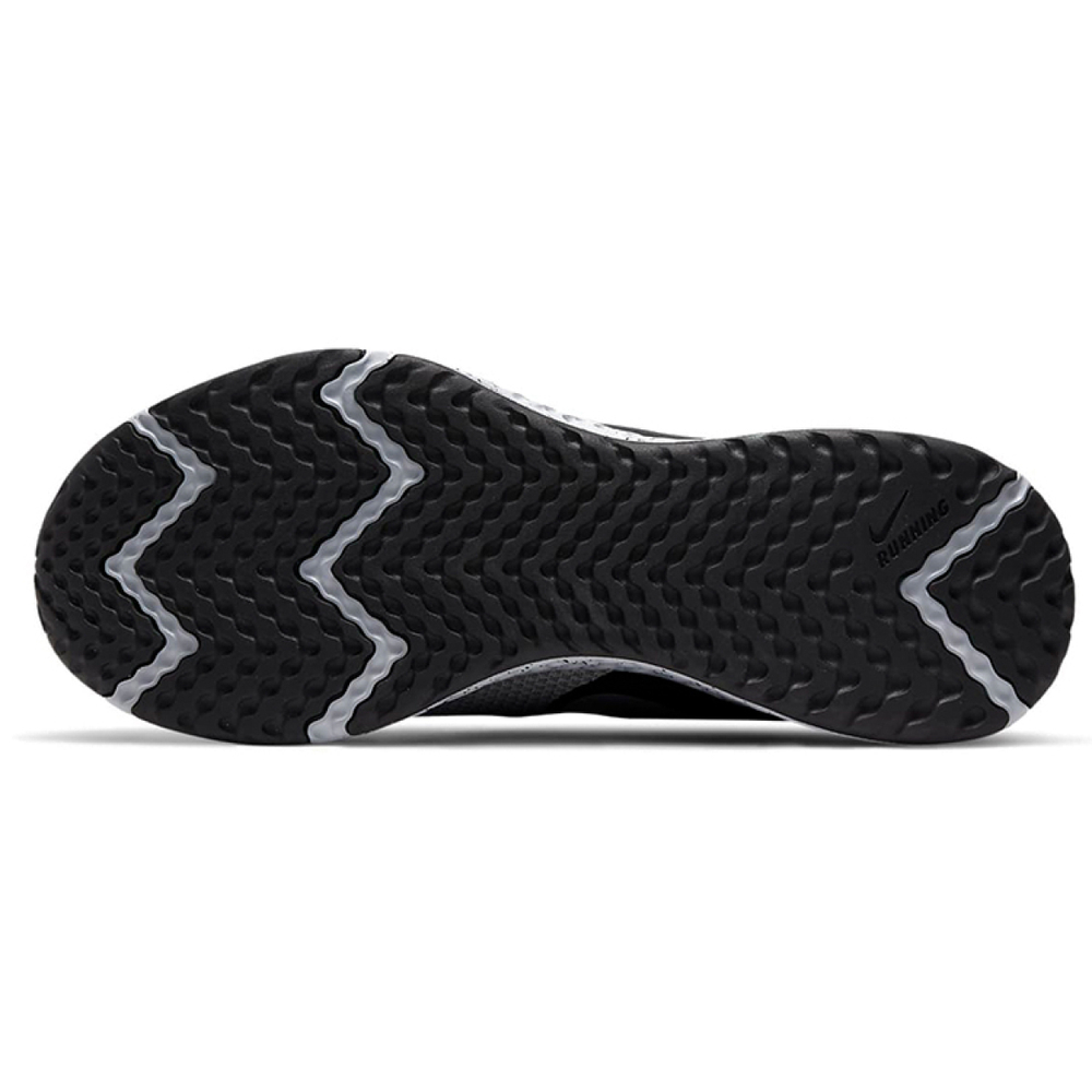 Nike REVOLUTION 5 Premium