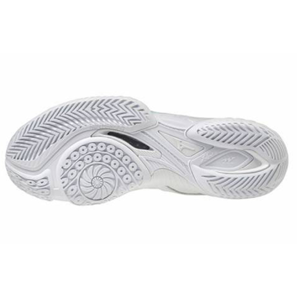 Mizuno Wave Claw