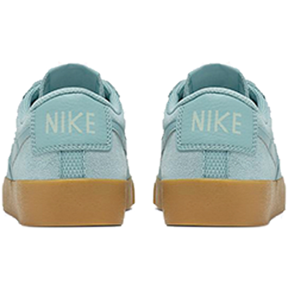 Nike Blazer SD