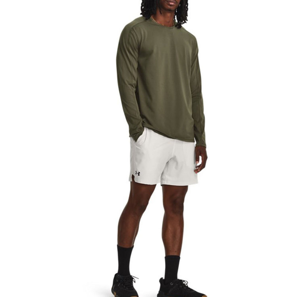 Under Armour T