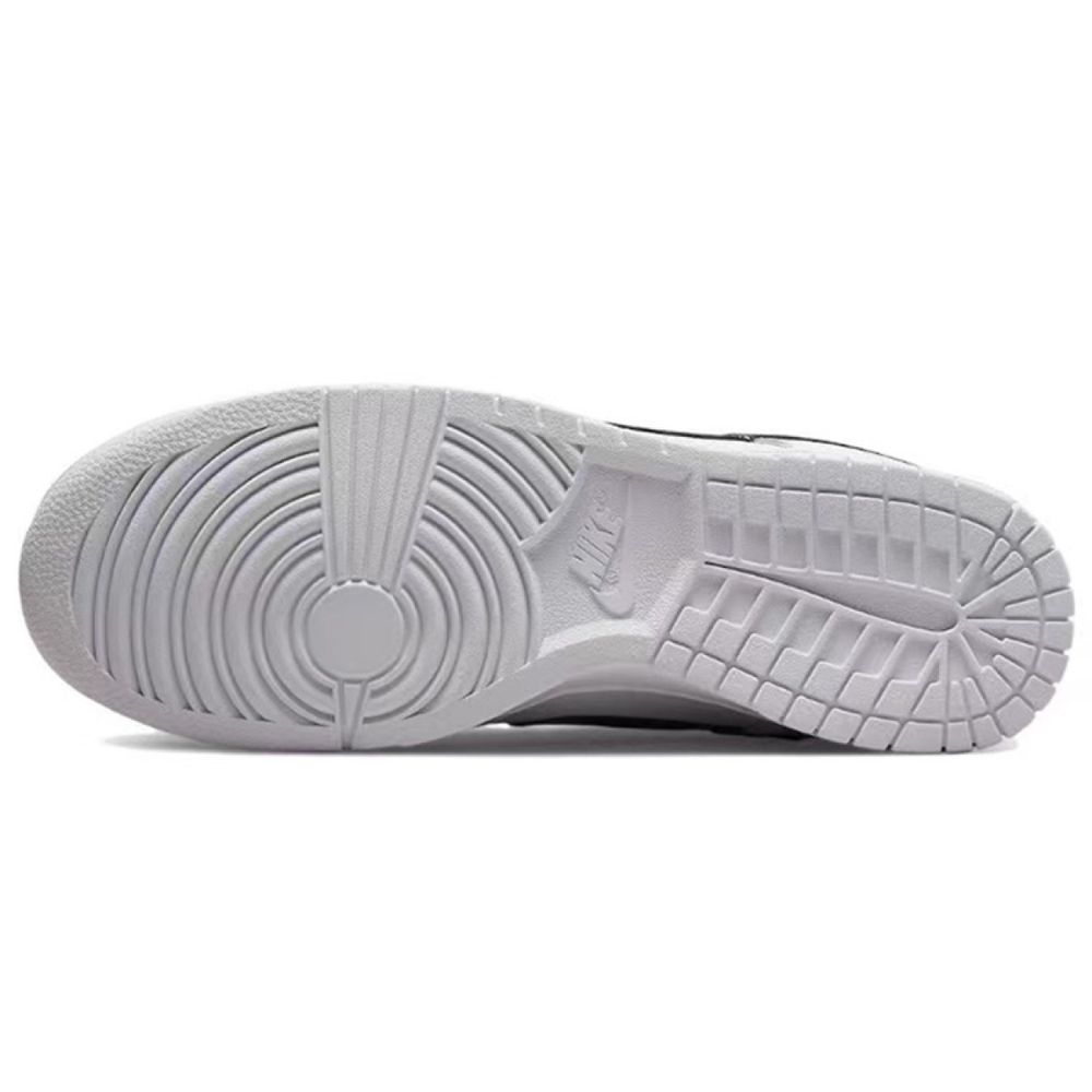 【 】 Nike Dunk Low