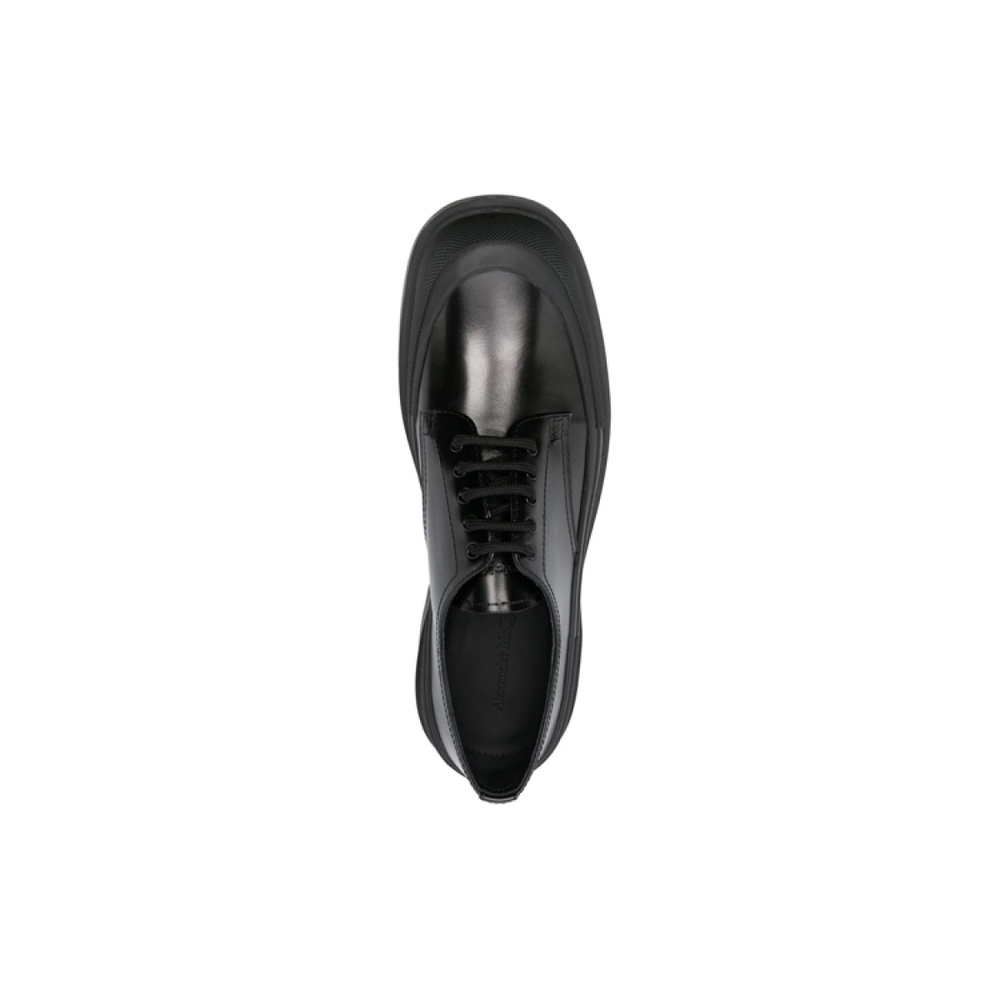 Alexander McQueen Tread Slick logo