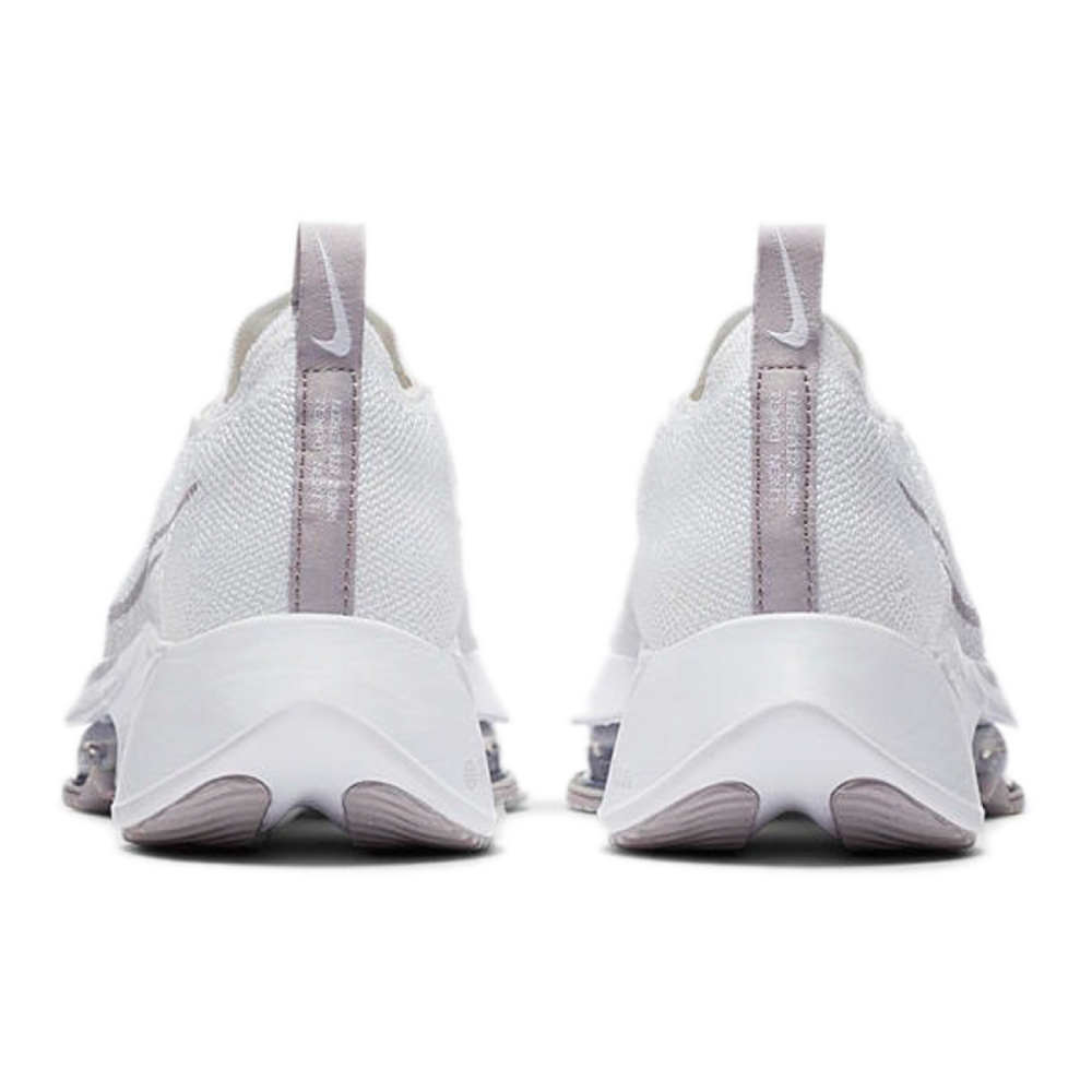 Nike Air Zoom Tempo Next%