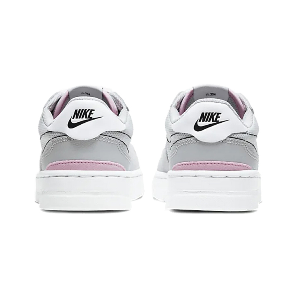 Nike Squash Type