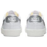 Nike Blazer '77