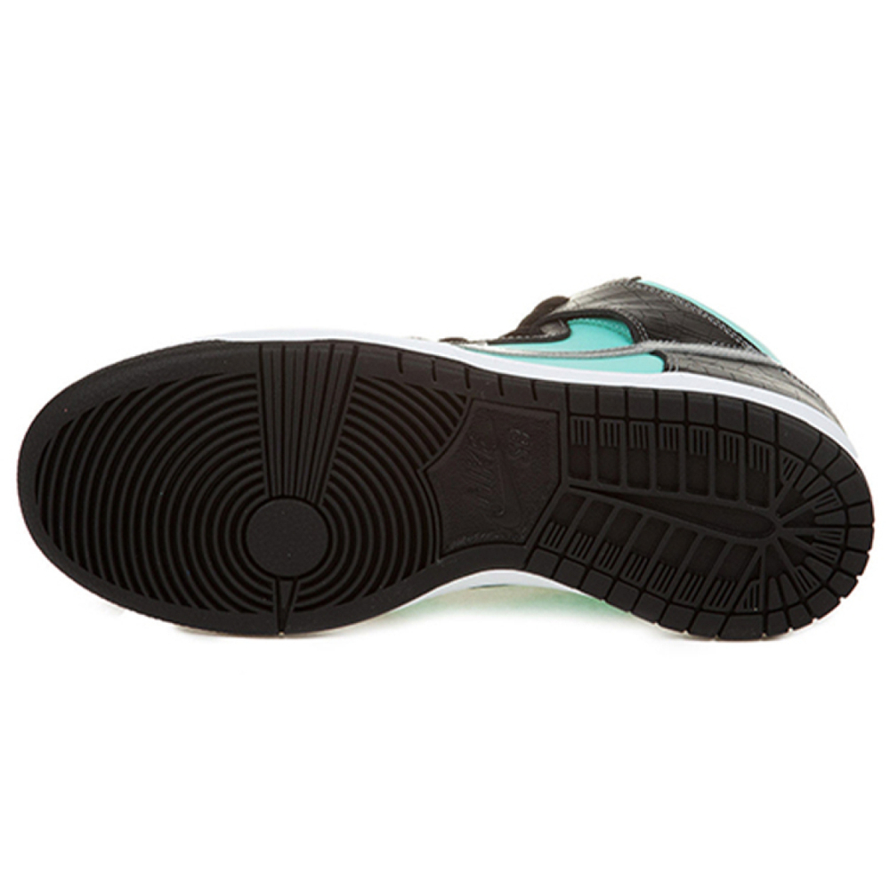 Nike Dunk SB Diamond Supply Co.