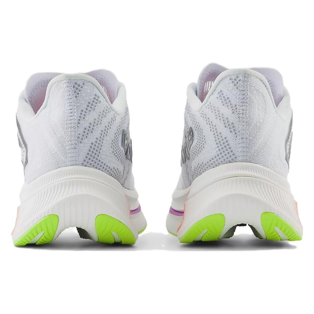 New Balance FuelCell SuperComp Trainer v2