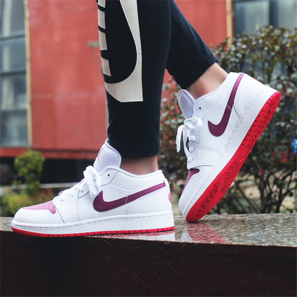 Jordan Air Jordan 1 Low Valentine's Day