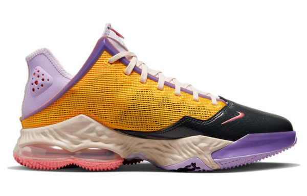 Nike Lebron 19