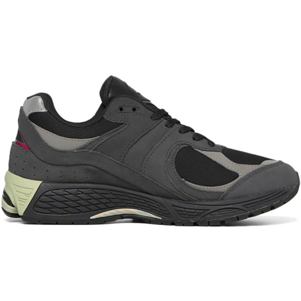 New Balance NB 2002R