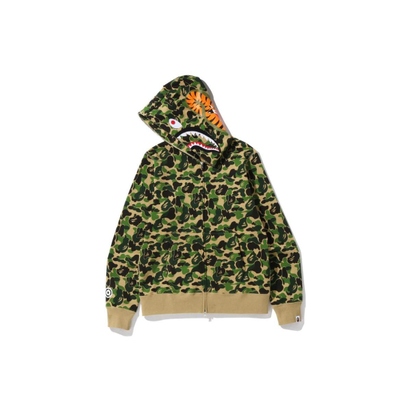 A BATHING APE