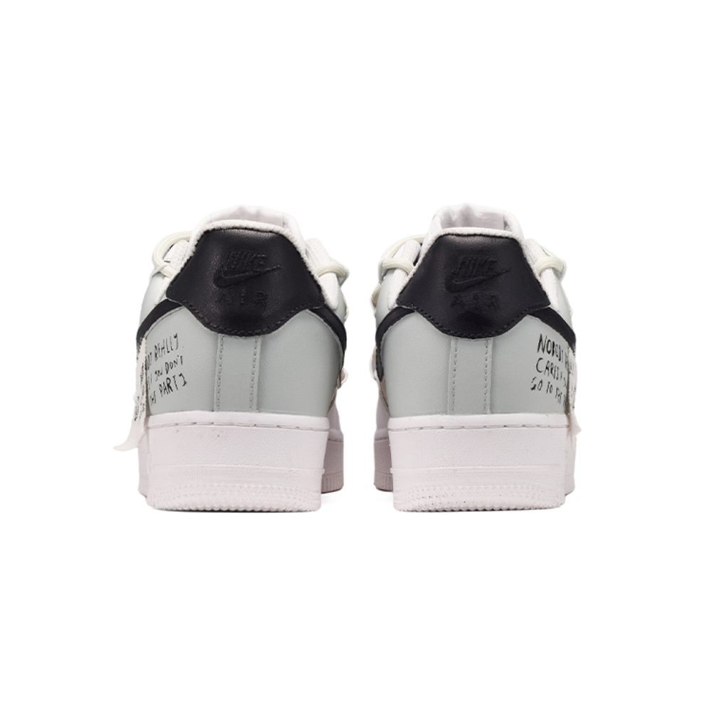 【 】 Nike Air Force 1