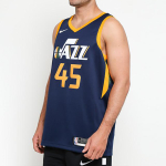 Nike NBA Mitchell SW