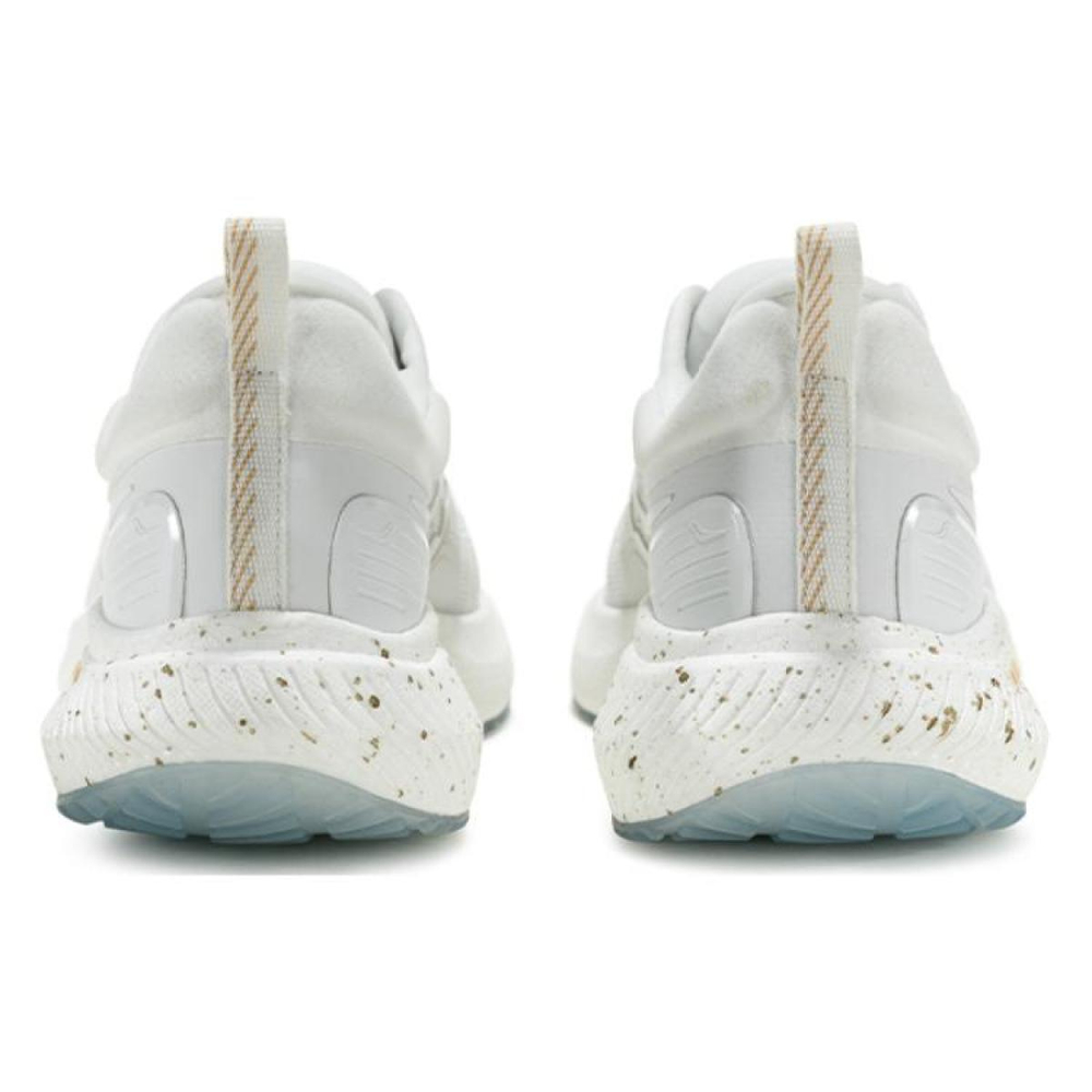 Saucony Surge 2