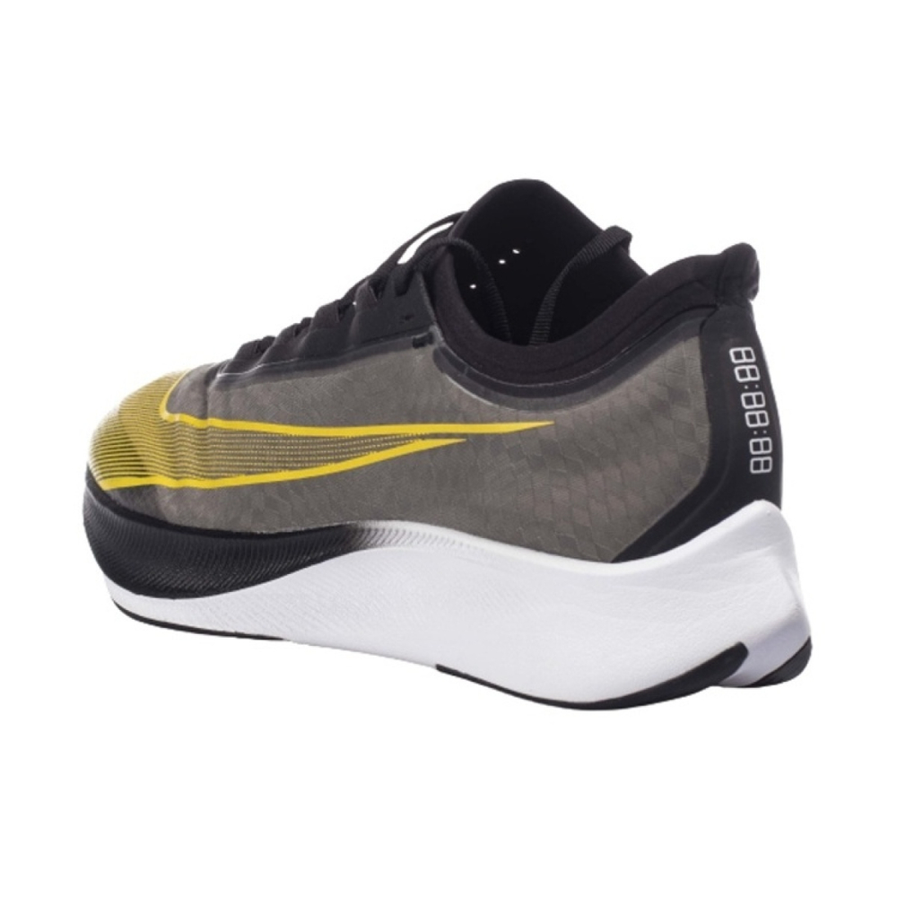 Nike Zoom Fly 3