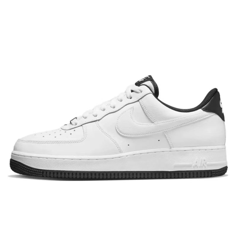 【 】 Nike Air Force 1