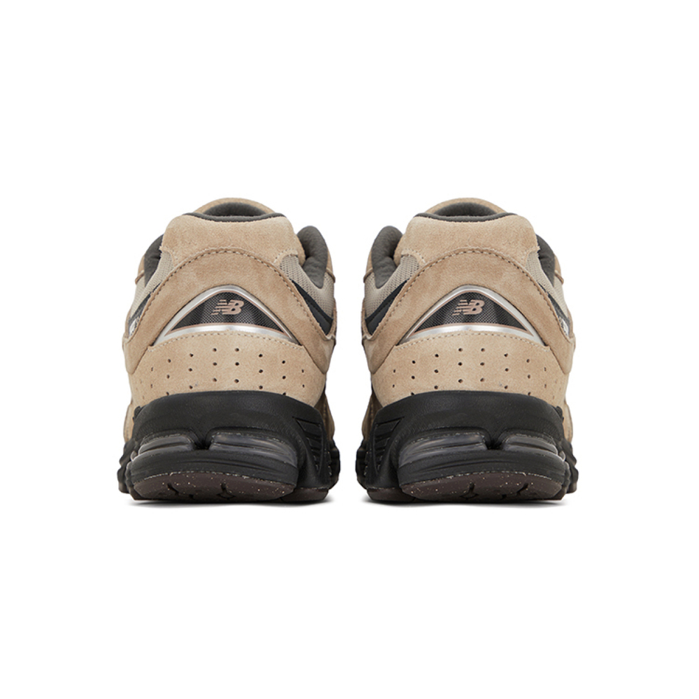 New Balance NB 2002R