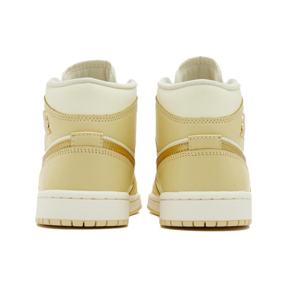 Jordan Air Jordan 1 Mid WMNS "Pale Vanilla"