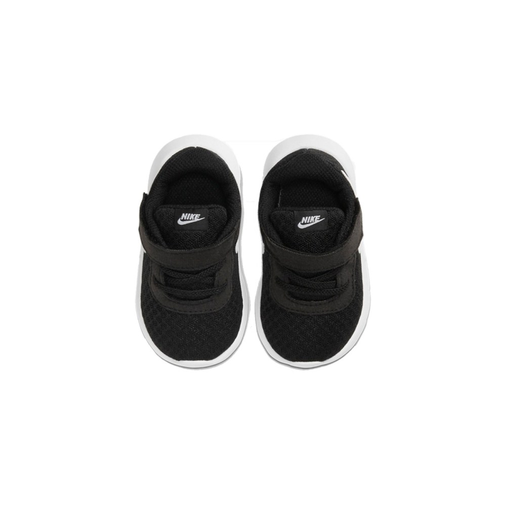 Nike Tanjun