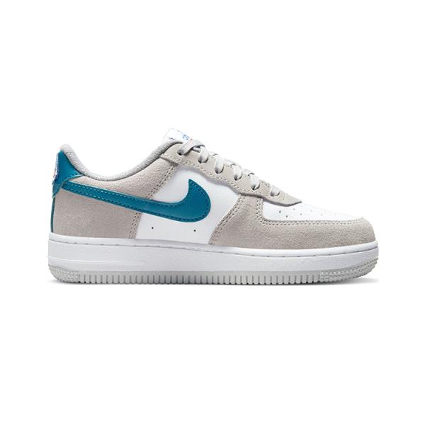 Nike Air Force 1 LV8